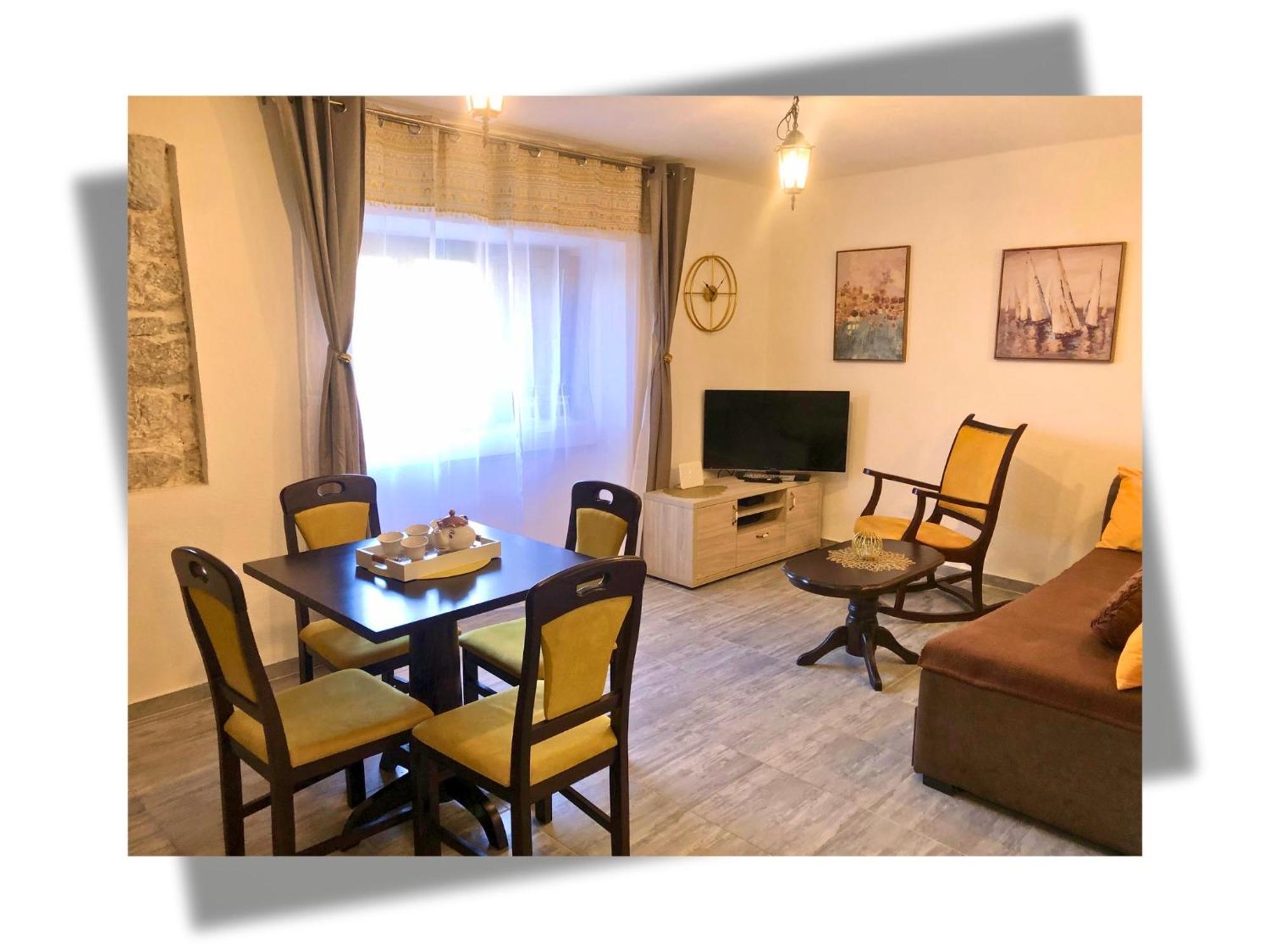 Apartments Djurovic كوتور المظهر الخارجي الصورة